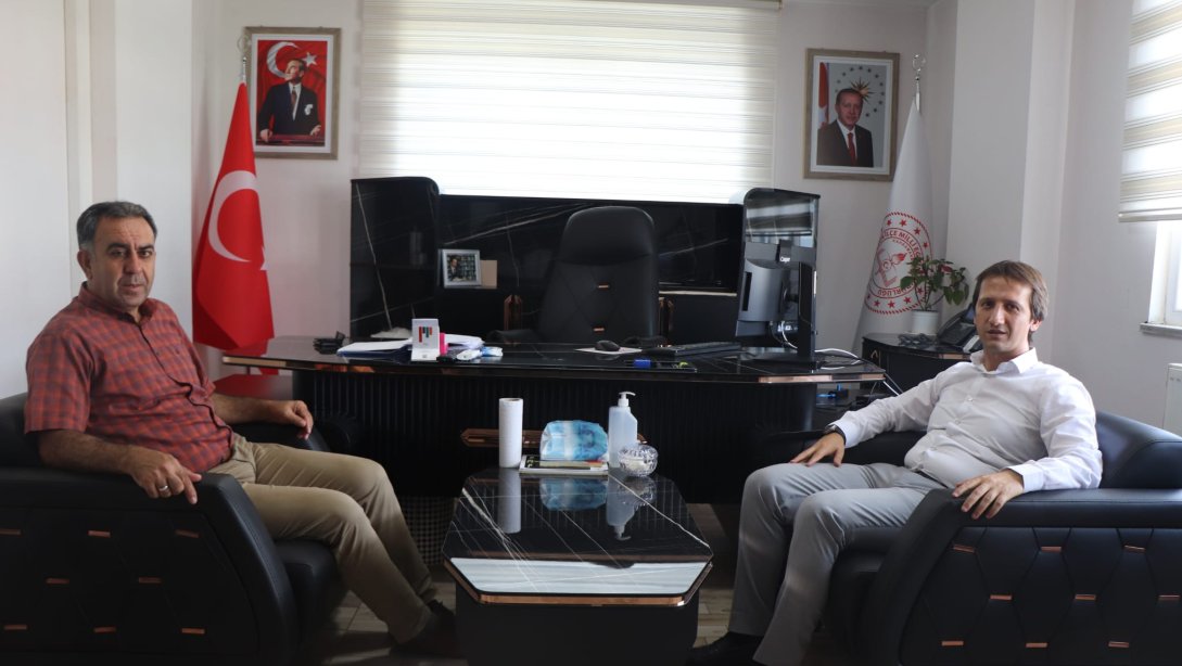 Türkoğlu İlçe Millî Eğitim Müdürü Sn. Mustafa Çelik Müdürlüğümüzü Ziyaret Ettiler